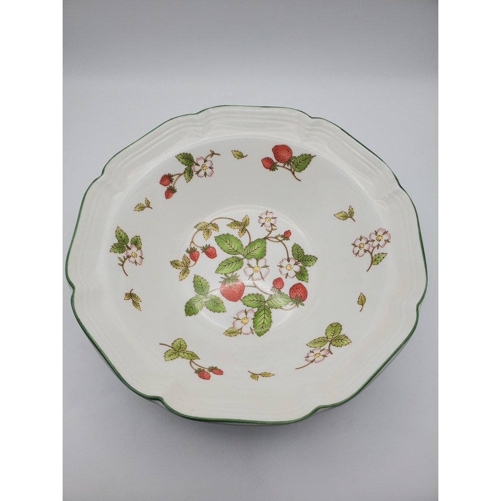 Vintage Hankook China Strawberry 9" Scalloped Vegetable Serving Bowl HNK2 (1)